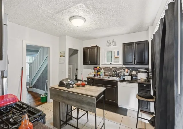 Photo 3 of Single family home for sale at 3288 Beechwood Ave, Cleveland, OH 44118 | MLS# 5219714 | Listing updated on 2026-09-25
