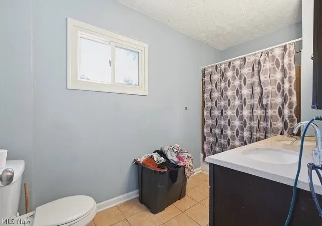 Photo 4 of Single family home for sale at 3288 Beechwood Ave, Cleveland, OH 44118 | MLS# 5219714 | Listing updated on 2026-09-25