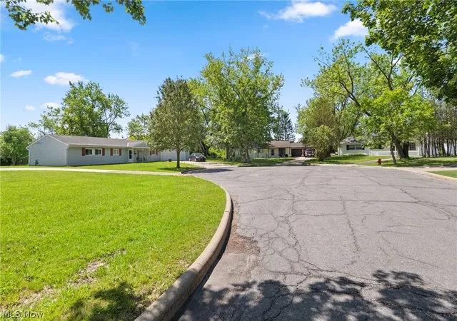 Homes for sale in Bedford Heights, OH | 6119 Eaton Ct, Bedford Heights, OH 44146 | MLS# 5221636