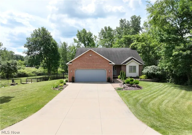 Homes for sale in Canton, OH | 6476 Harbor Dr Nw, Canton, OH 44718 | MLS# 5218301