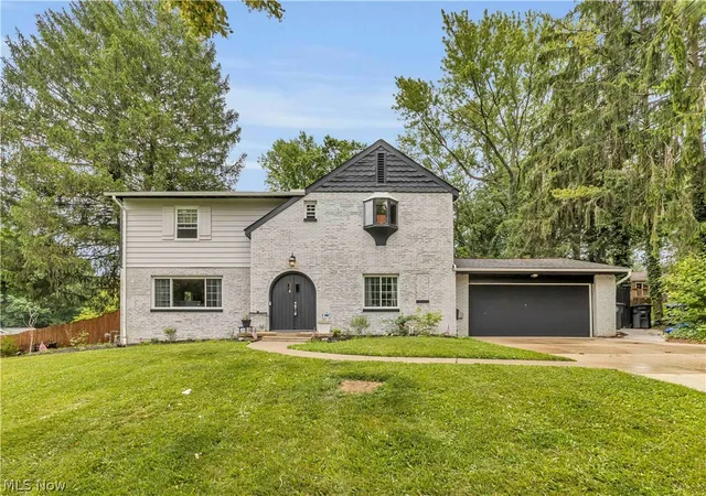 1st image of 607 Castle Blvd, Akron, OH 44313 | MLS# 5221758