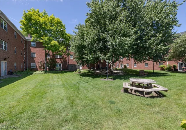 2nd image of 2885 Pease Dr, Rocky River, OH 44116