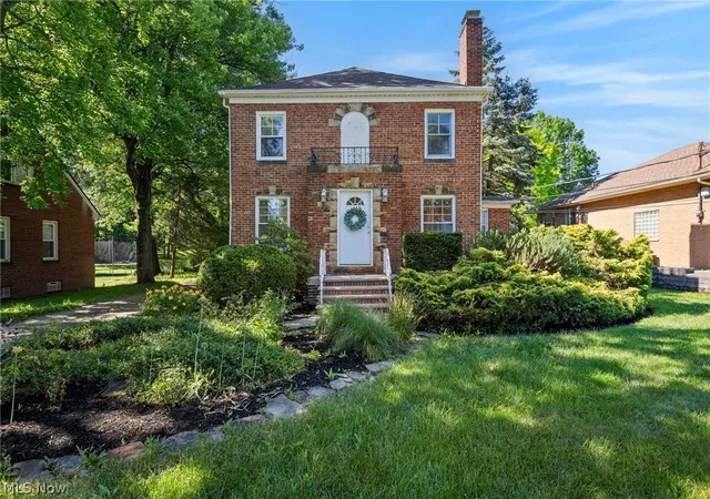 1st image of 6832 Hillside Rd, Independence, OH 44131 | MLS# 5222295