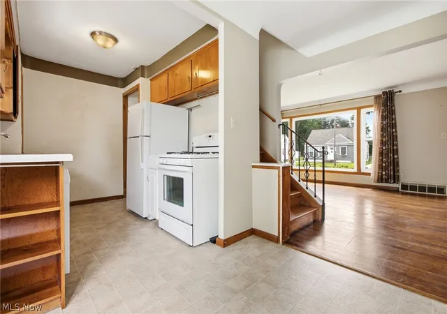 4th image of 29783 Robert St, Wickliffe, OH 44092 | MLS# 5222536