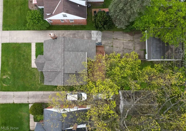 Photo 15 of Single family home for sale at 4241 Ellison Rd, Cleveland, OH 44121 | MLS# 5222638 | Listing updated on 2026-09-23