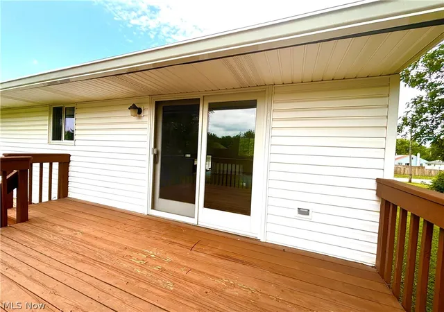 4th image of 21113 Willow Ln, Strongsville, OH 44149 | MLS# 5222599