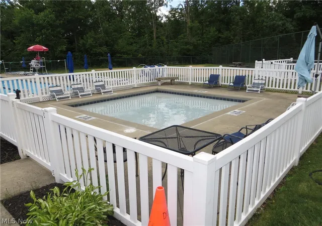 50th image of 18606 Buccaneer Creek Dr #16, Strongsville, OH 44136 | MLS# 5222557