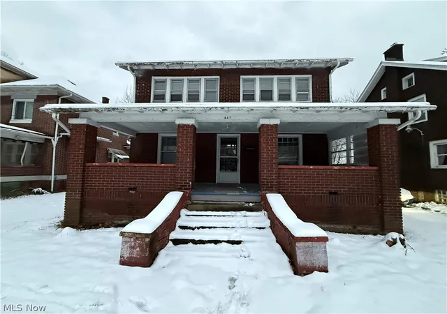 Homes for sale in Youngstown, OH | 445 Fairgreen Ave, Youngstown, OH 44504 | MLS# 5222689