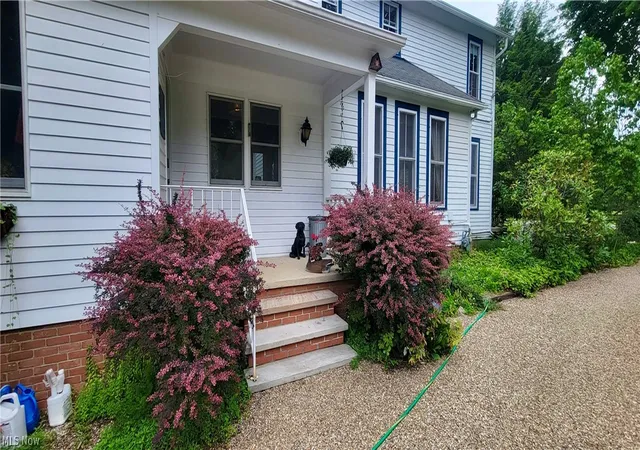 2nd image of 9420 Hobart Rd, Willoughby, OH 44094 | MLS# 5222409