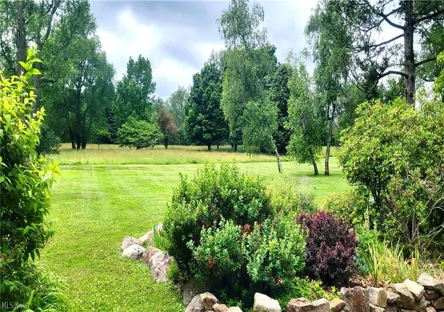 5th image of 9420 Hobart Rd, Willoughby, OH 44094 | MLS# 5222409