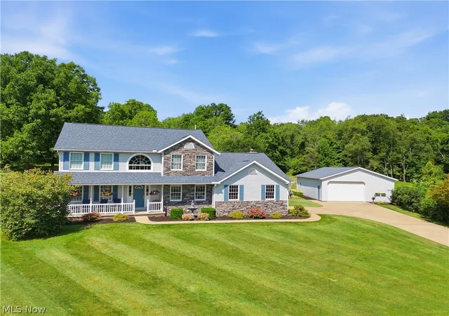 1st image of 813 Walnut Ridge St Nw, Bolivar, OH 44612 | MLS# 5222384