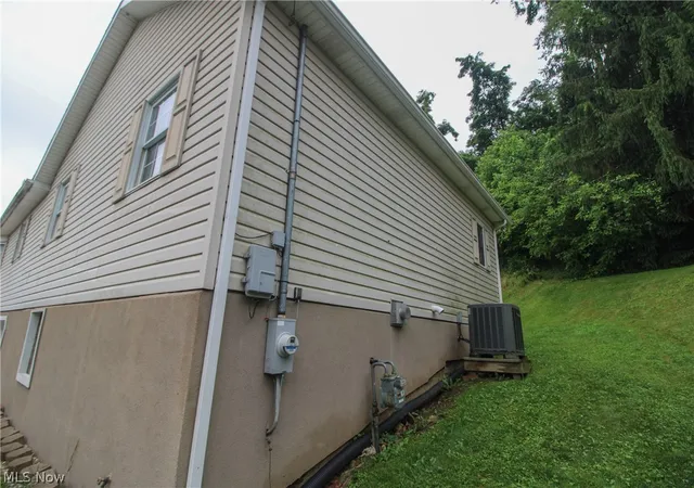 28th image of 548 W 39th St, Shadyside, OH 43947 | MLS# 5222406