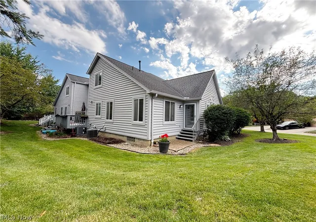 3rd image of 843 Arboretum Cir, Northfield, OH 44067 | MLS# 5222554
