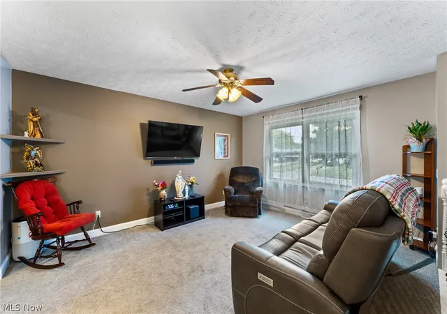 2nd image of 2371 Penny Ln, Austintown, OH 44515 | MLS# 5222682