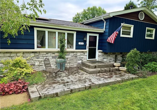 3rd image of 572 Hughes Dr, Tallmadge, OH 44278 | MLS# 5222692