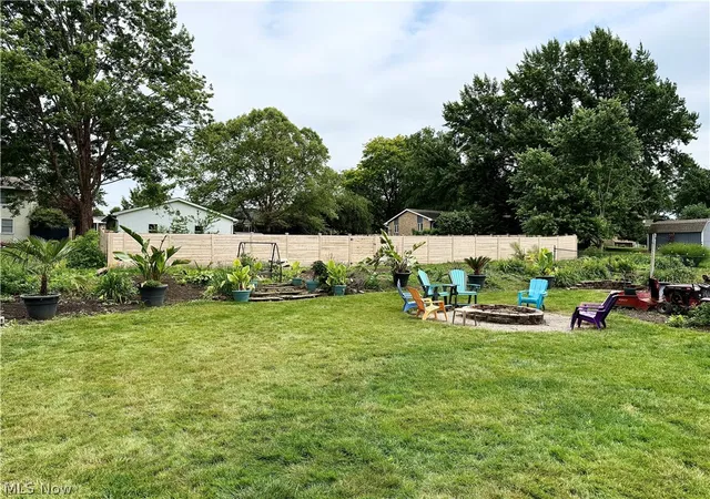 4th image of 572 Hughes Dr, Tallmadge, OH 44278 | MLS# 5222692