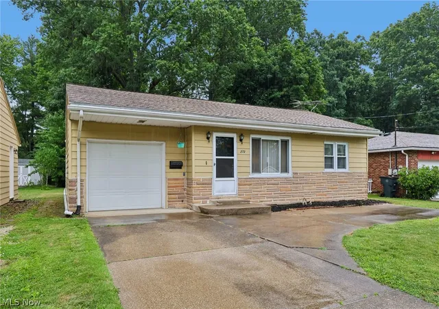 Homes for sale in Wadsworth, OH | 272 Tolbert St, Wadsworth, OH 44281 | MLS# 5222011