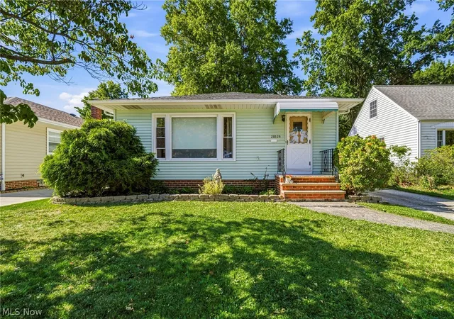 Homes for sale in Willowick, OH | 28626 Forest Rd, Willowick, OH 44095 | MLS# 5221294