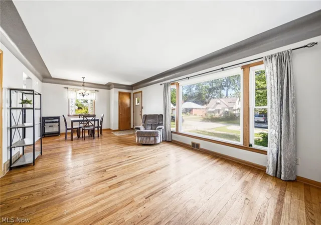 Homes for sale in Willowick, OH | 28626 Forest Rd, Willowick, OH 44095 | MLS# 5221294