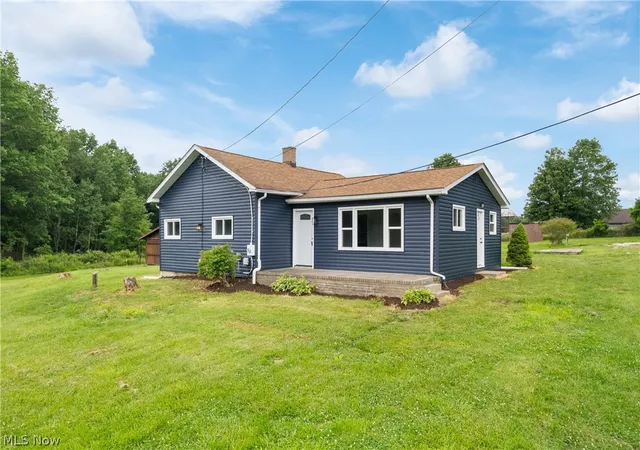 Homes for sale in Newton Falls, OH | 4817 Mcclintocksburg Rd, Newton Falls, OH 44444 | MLS# 5222700