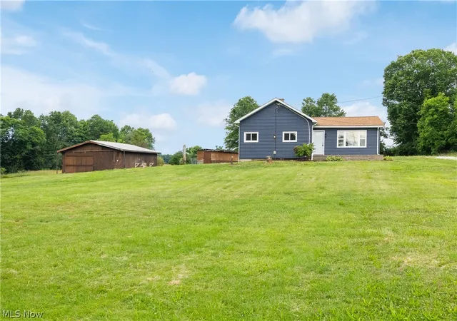 Homes for sale in Newton Falls, OH | 4817 Mcclintocksburg Rd, Newton Falls, OH 44444 | MLS# 5222700