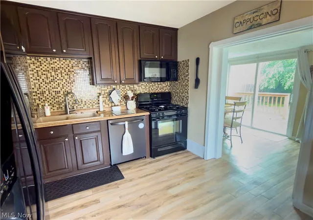 Photo 3 of Sale Pending at 220 E 327th Street, Willowick, OH 44095 | MLS# 5221271 | Listing updated on 2026-07-09