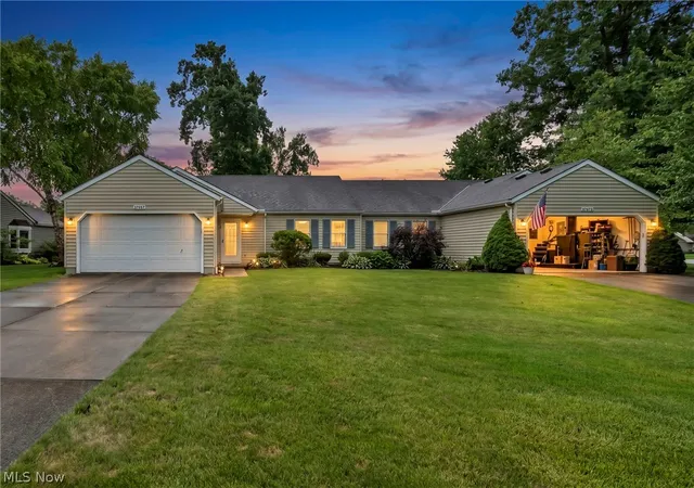 Homes for sale in Avon, OH | 37057 N Doovy St, Avon, OH 44011 | MLS# 5222133