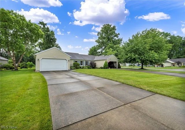 Homes for sale in Avon, OH | 37057 N Doovy St, Avon, OH 44011 | MLS# 5222133
