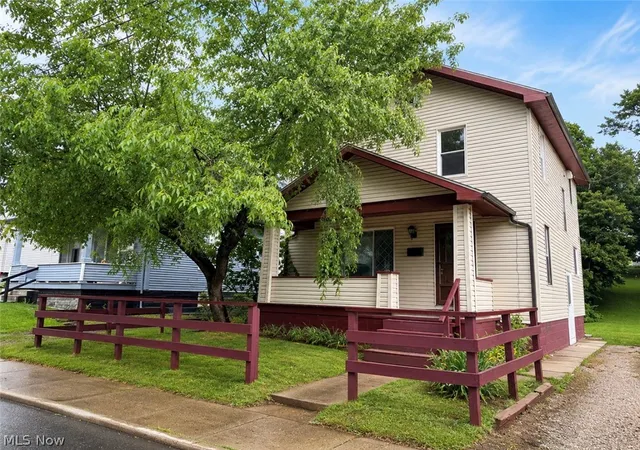 Photo 1 of Sale Pending at 954 Pershing Rd, Zanesville, OH 43701 | MLS# 5222479 | Listing updated on 2026-08-25