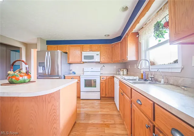 4th image of 52 S Kansas Rd, Orrville, OH 44667 | MLS# 5221805