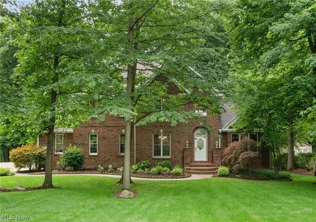 1st image of 189 Ballantrae Dr, Northfield, OH 44067 | MLS# 5206523