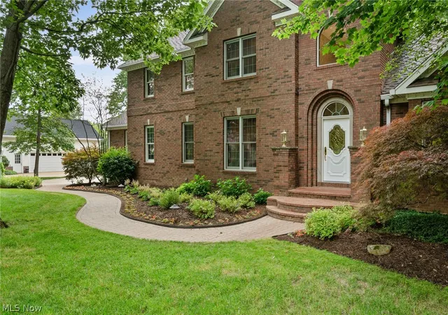 2nd image of 189 Ballantrae Dr, Northfield, OH 44067 | MLS# 5206523
