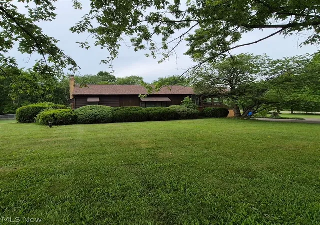 2nd image of 9750 Cutts Rd, Chardon, OH 44024 | MLS# 5222678