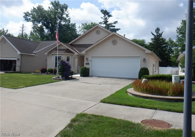 2nd image of 17811 Engle Ct, Brook Park, OH 44142 | MLS# 5222781