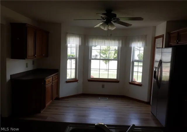 4th image of 17811 Engle Ct, Brook Park, OH 44142 | MLS# 5222781