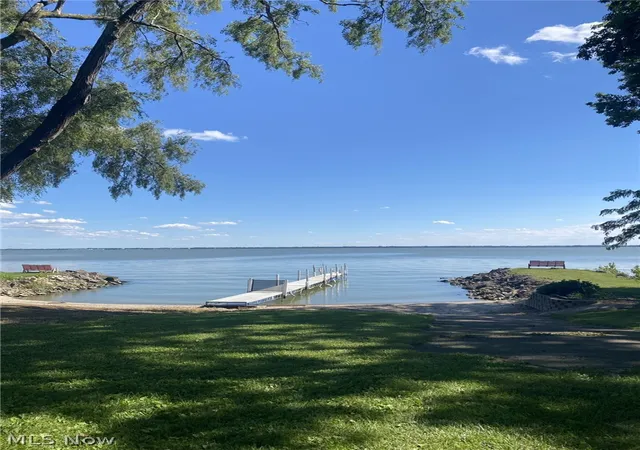 Homes for sale in Lakeside Marblehead, OH | 2327 S Oak Knoll Dr, Lakeside Marblehead, OH 43440 | MLS# 5222797