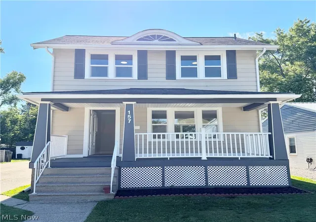 Photo 2 of Single family home for sale at 157 Fairlawn Ave, Elyria, OH 44035 | MLS# 5221720 | Listing updated on 2026-07-07