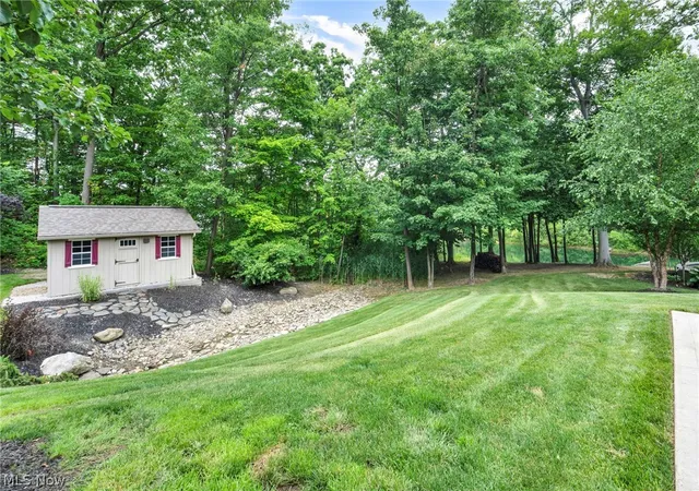 2nd image of 10151 Karaboo Trl, Concord Township, OH 44077 | MLS# 5222626