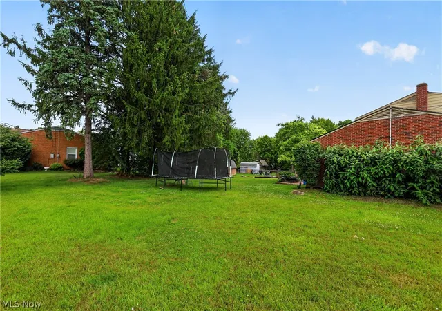 Photo 32 of Single family home for sale at 2801 Reeves Rd Ne, Warren, OH 44483 | MLS# 5222832 | Listing updated on 2026-08-19