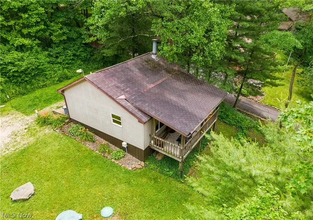 Photo 3 of Single family home for sale at 7324 Ferngreen Rd, Carrollton, OH 44615 | MLS# 5222854 | Listing updated on 2026-08-19