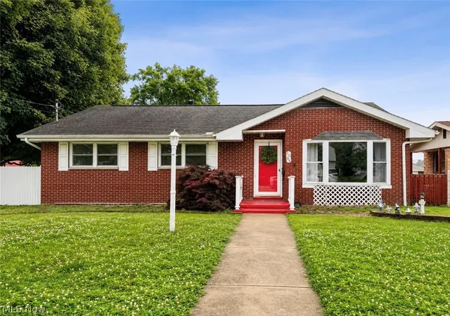 1st image of 1054 West Virginia Ave, Parkersburg, WV 26104 | MLS# 5221995