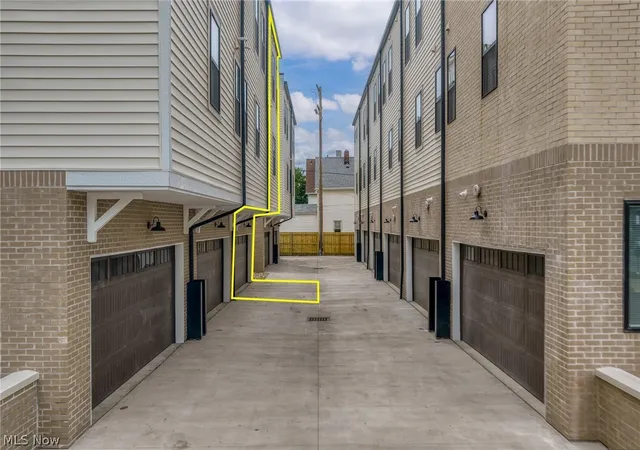 Photo 29 of Sale Pending at 1924 W 47th Avenue, Cleveland, OH 44102 | MLS# 5219083 | Listing updated on 2026-08-04