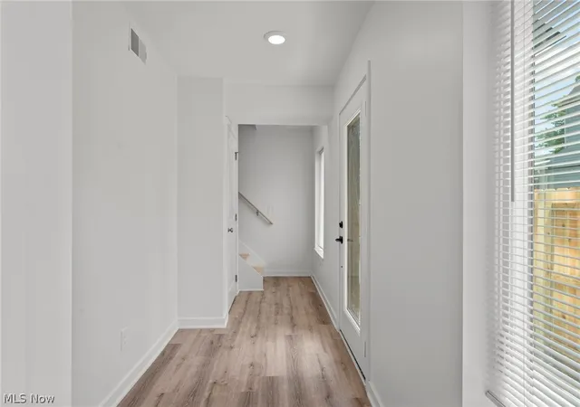 Photo 4 of Sale Pending at 1924 W 47th Avenue, Cleveland, OH 44102 | MLS# 5219083 | Listing updated on 2026-08-04