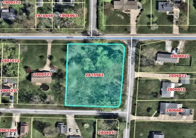 4th image of 420 Jarvis Rd, Green, OH 44319 | MLS# 5222951