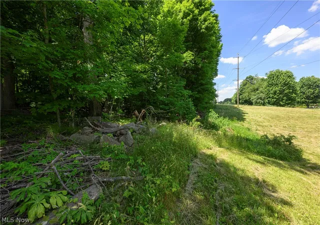 3rd image of 4609 Barnsleigh Dr #47, Akron, OH 44333 | MLS# 5222824