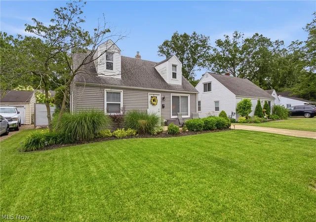 Homes for sale in Avon Lake, OH | 131 Forest Blvd, Avon Lake, OH 44012 | MLS# 5222617