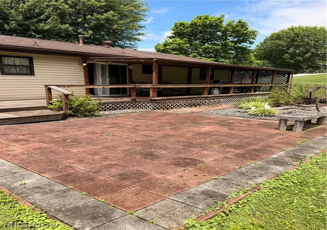 Homes for sale in Parkersburg, WV | 4802 Hazel St, Parkersburg, WV 26104 | MLS# 5222843