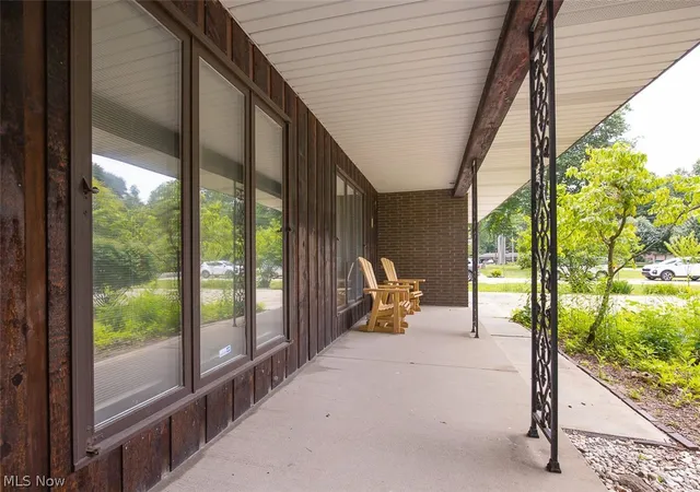 Homes for sale in Uniontown, OH | 3563 Frawood Dr, Uniontown, OH 44685 | MLS# 5222631