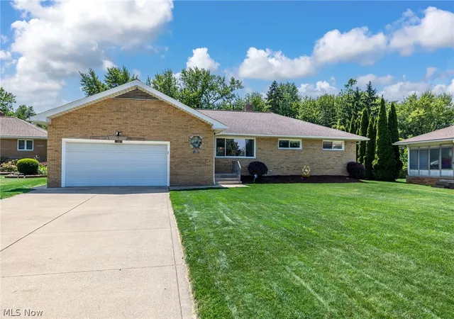 Homes for sale in Middleburg Heights, OH | 13967 Mohawk Trl, Middleburg Heights, OH 44130 | MLS# 5222652