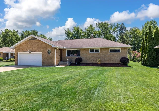 Homes for sale in Middleburg Heights, OH | 13967 Mohawk Trl, Middleburg Heights, OH 44130 | MLS# 5222652